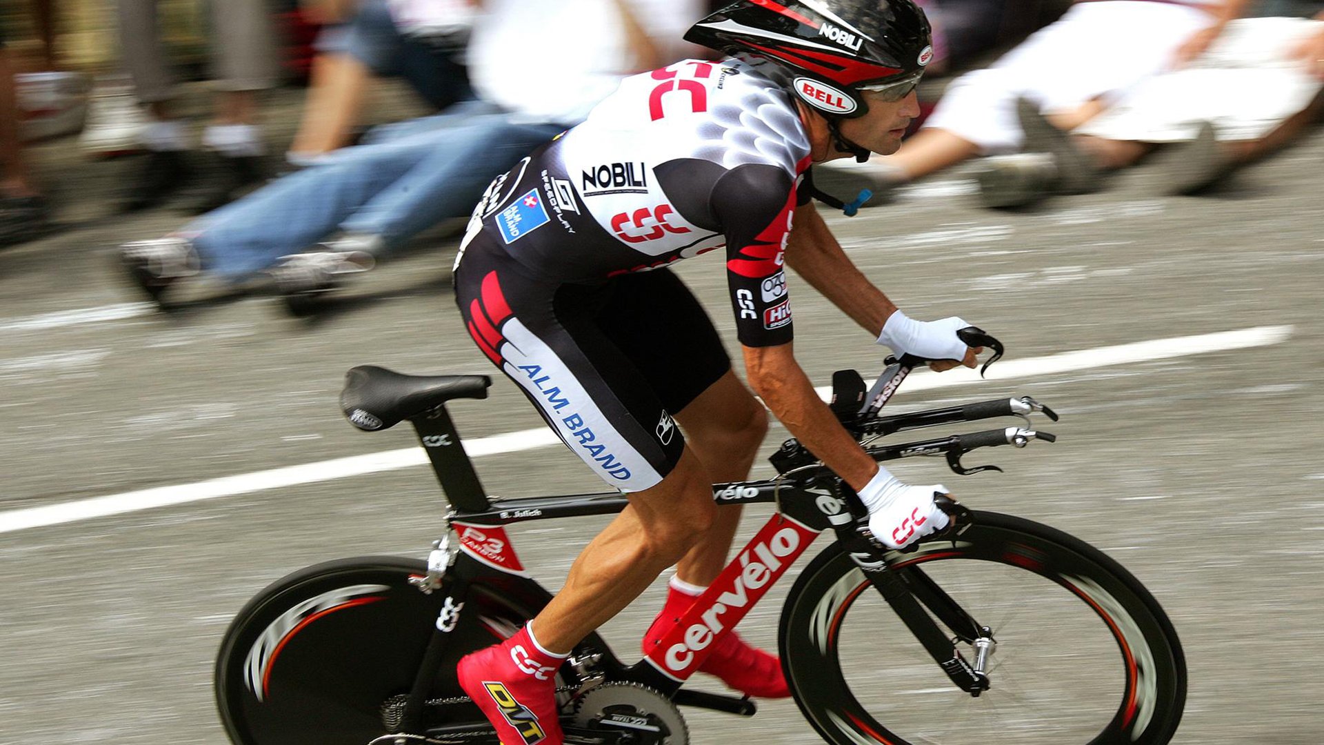 历史回眸：欧冠对决中的经典精彩瞬间，欧冠经典比赛视频回放